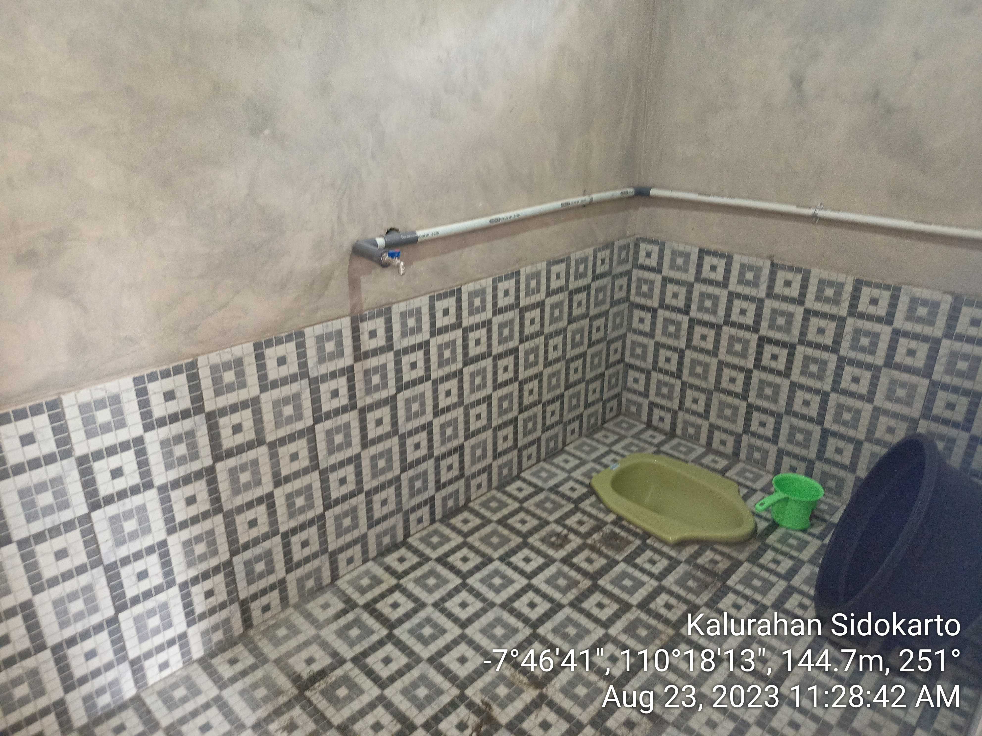 Foto Jamban/WC 100%